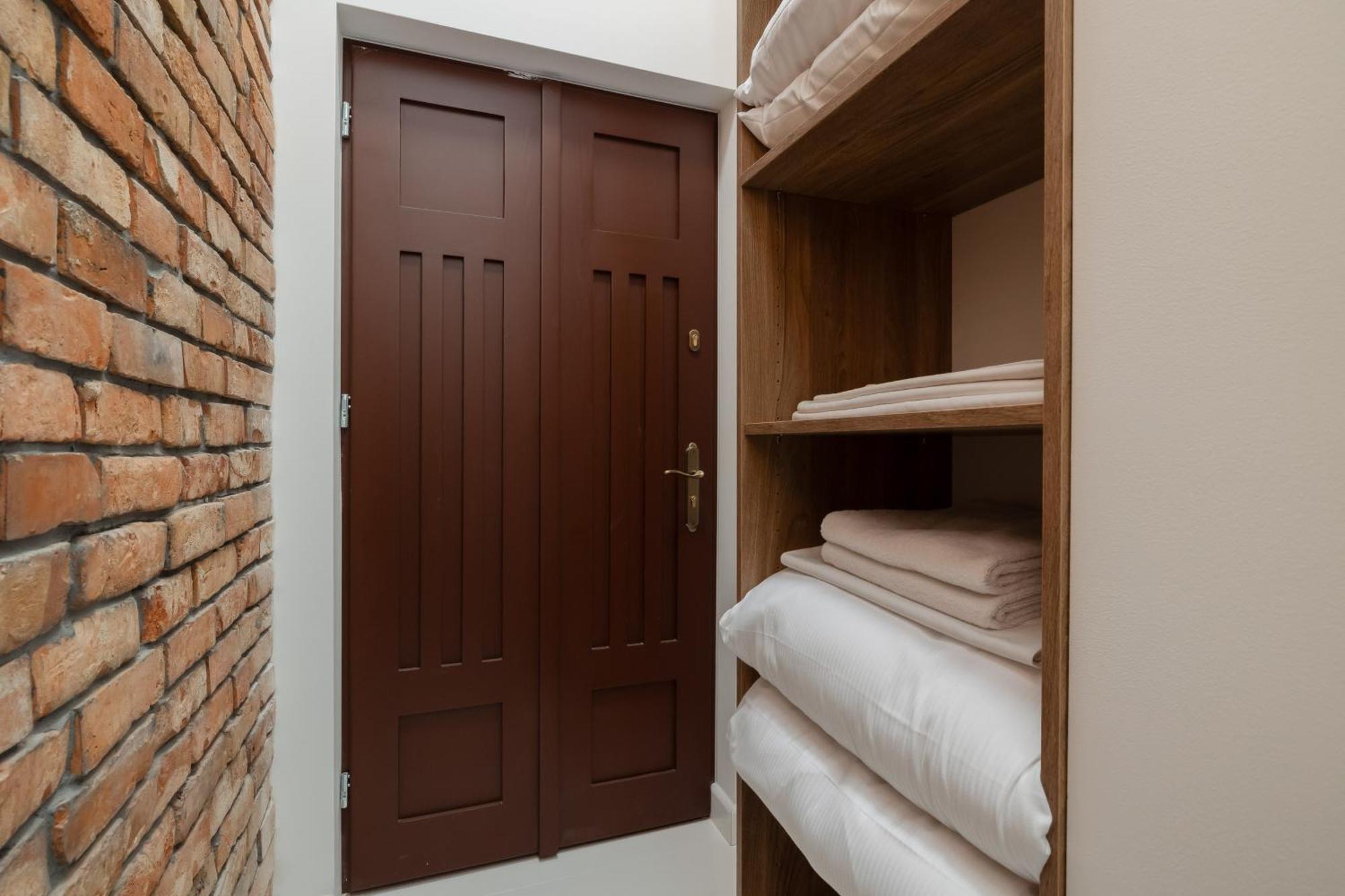 Dietla One Bedroom Apartments With Air Conditioning & Balcony By Noclegi Renters 크라쿠프 외부 사진